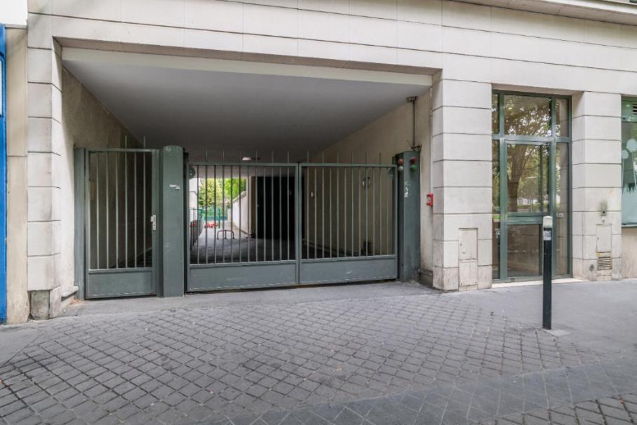 Appartement Spacieux Avec Terrasse Pres De Paris Et Du Stade De France Saint-Denis (Seine-Saint-Denis) Exterior foto